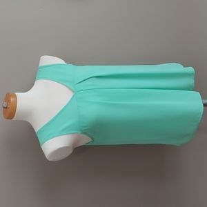 Francesca's | Mint v-neck tank top